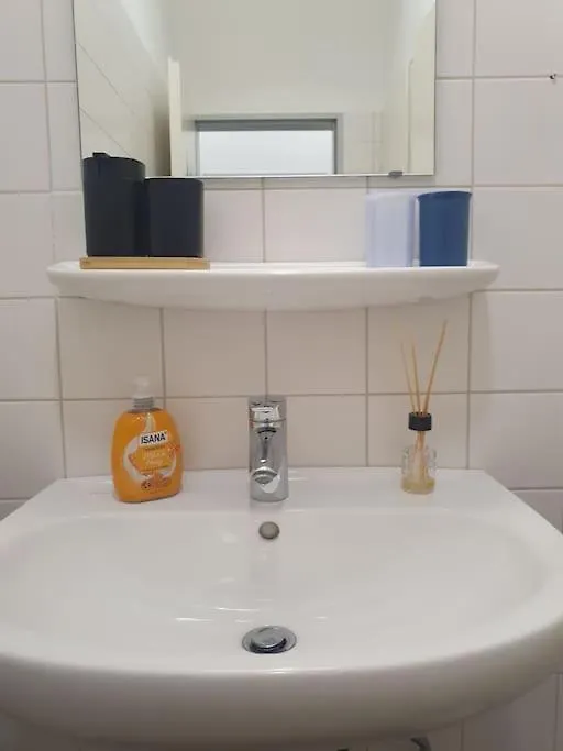 Beckhomes- New, Unique Apartment For 16 People Munich