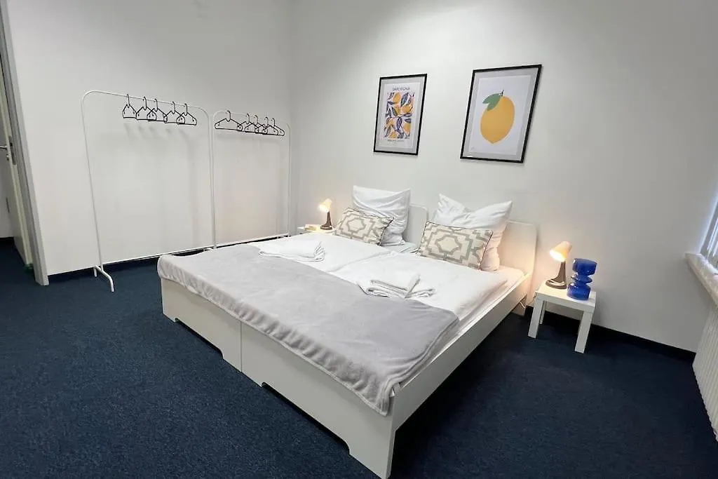 Beckhomes- New, Unique Apartment For 16 People München Tyskland