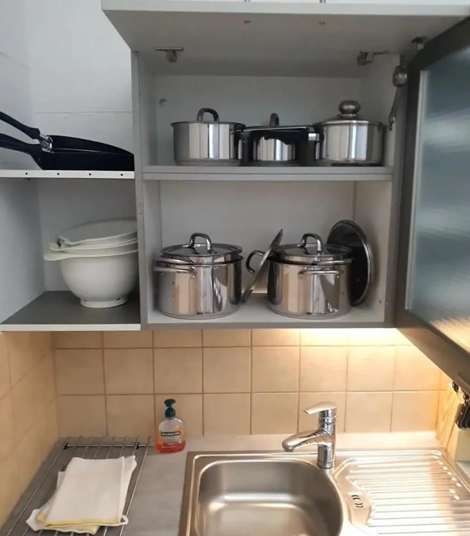Beckhomes- New, Unique Apartment For 16 People München