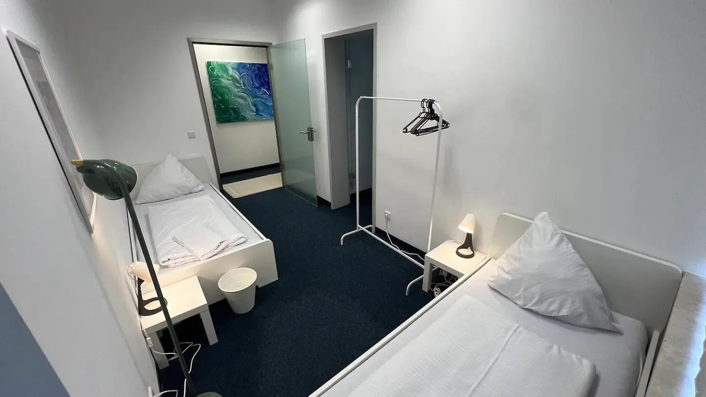 Beckhomes- New, Unique Apartment For 16 People München